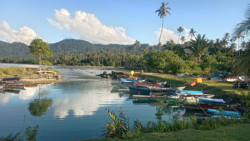 Tambatan Perahu Desa Kuala Baru ,Tempat bersandar nya perahu Para Nelayan Warga Desa Kuala Baru.